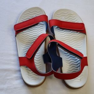 NWOT Native Charley Sandals